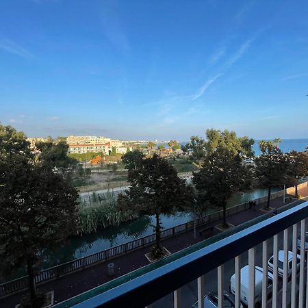 Vue Sur Mer - Magnifique Appartement Tout Confort - Terrasse Et Parking Prive カーニュ・シュル・メール エクステリア 写真
