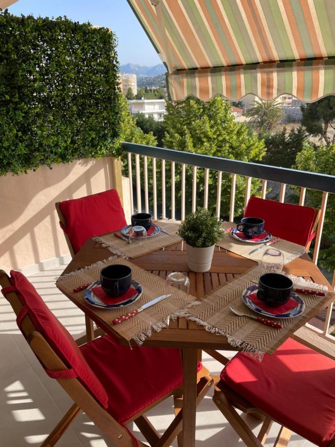 Vue Sur Mer - Magnifique Appartement Tout Confort - Terrasse Et Parking Prive カーニュ・シュル・メール エクステリア 写真